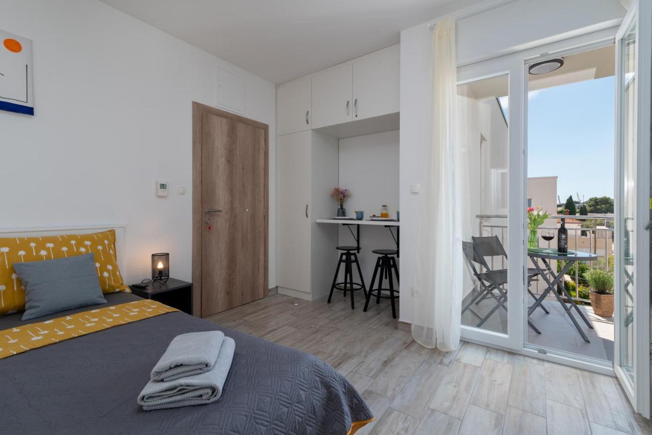 Apartmani Luce Trogir Exterior photo