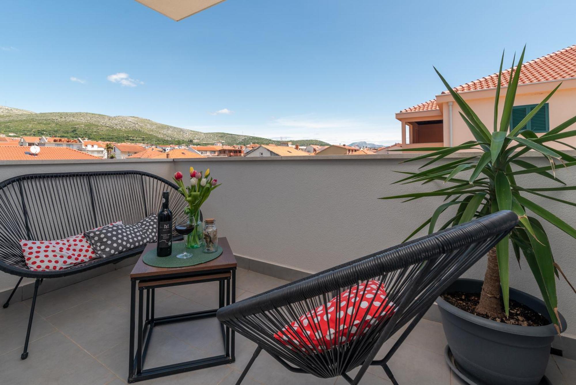 Apartmani Luce Trogir Exterior photo